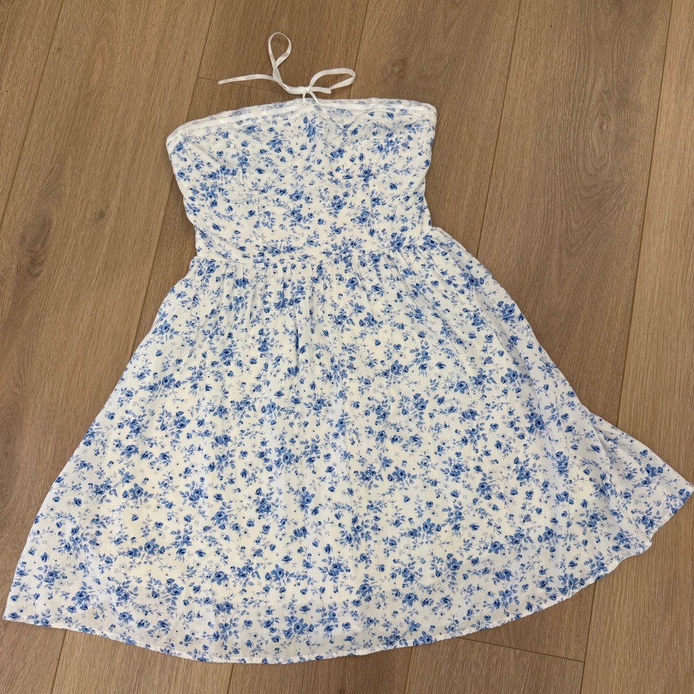 Aeropostale Blue White Floral Strapless Mini Dress Smocked Back‎ XS Cottagecore